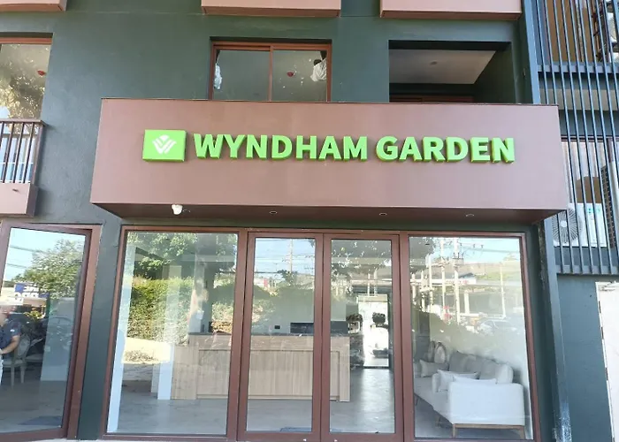 Wyndham Garden Samui Wing